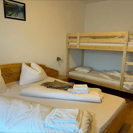 In Stubai With Balcony And דירה *