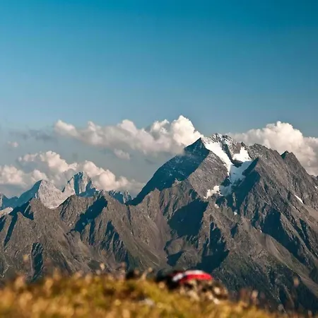 In Stubai With Balcony And * ניוסטיפט אים סטובאיטל