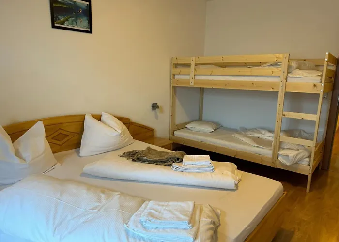 In Stubai With Balcony And Appartement *